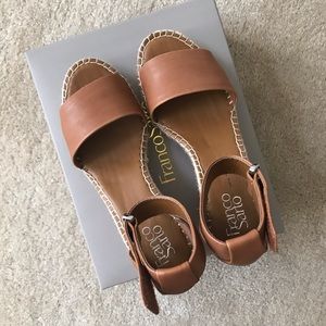 franco sarto clemens wedge